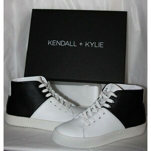 Kendall + Kylie Women's 8.5 Dylan White/ Black Hi top sneakers - Display